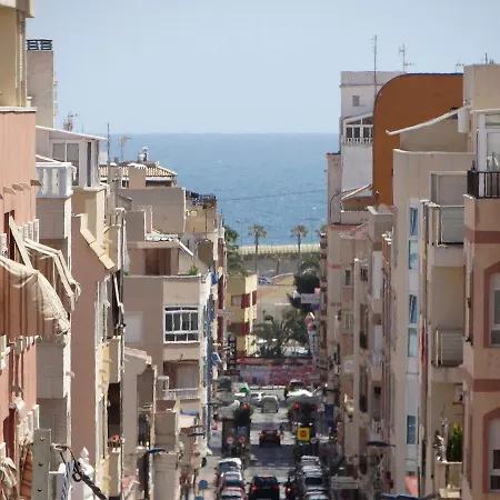 Adrianna, Tomillo, * Torrevieja