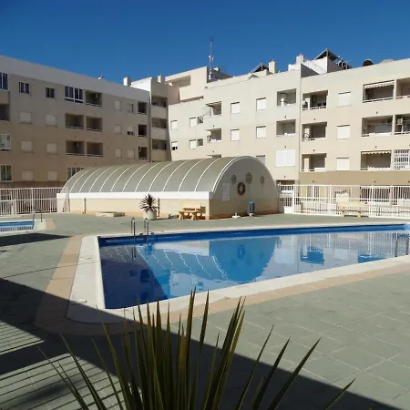 Adrianna, Tomillo, * Torrevieja