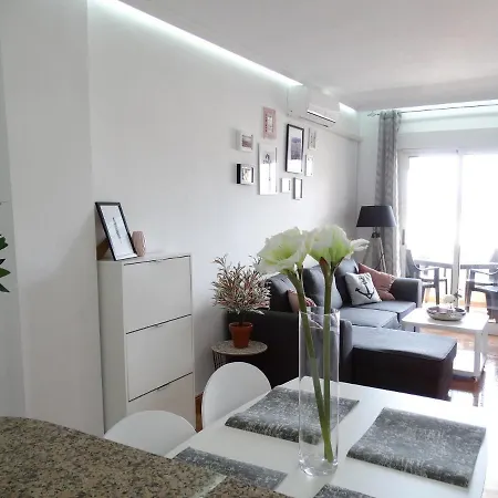 Adrianna, Tomillo, *