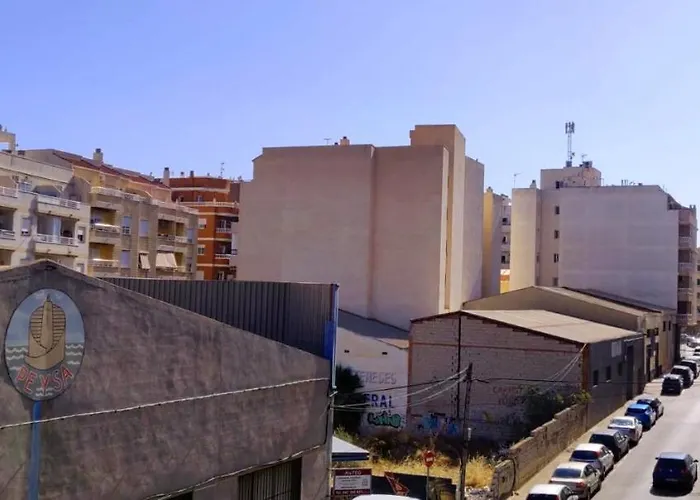 Adrianna, Tomillo, *