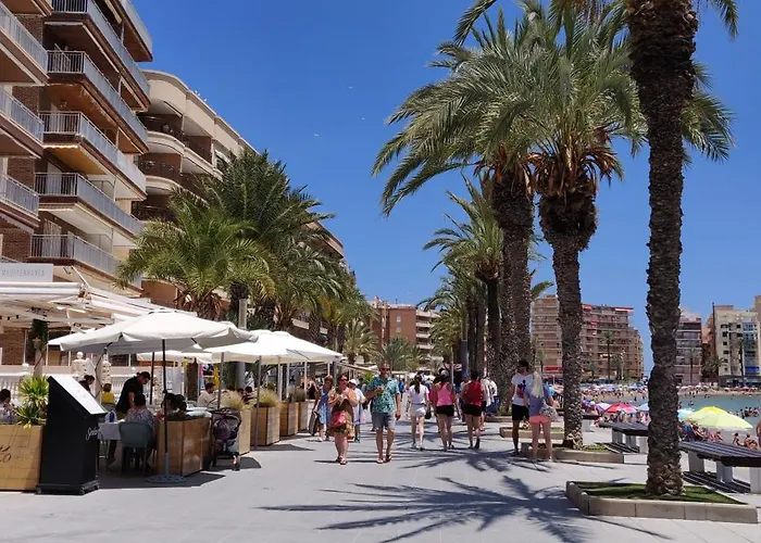 Adrianna, Tomillo, * Torrevieja