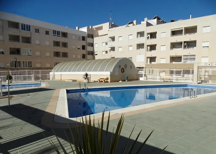 Adrianna, Tomillo, * Torrevieja