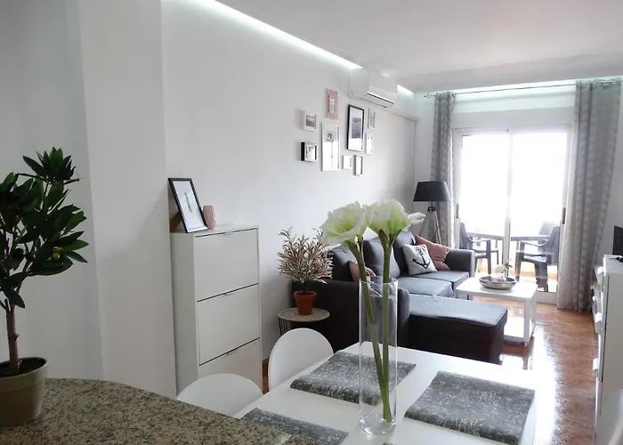 Adrianna, Tomillo, *